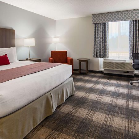 Best Western Plus Philadelphia-Choctaw Hotel And Suites Exterior photo