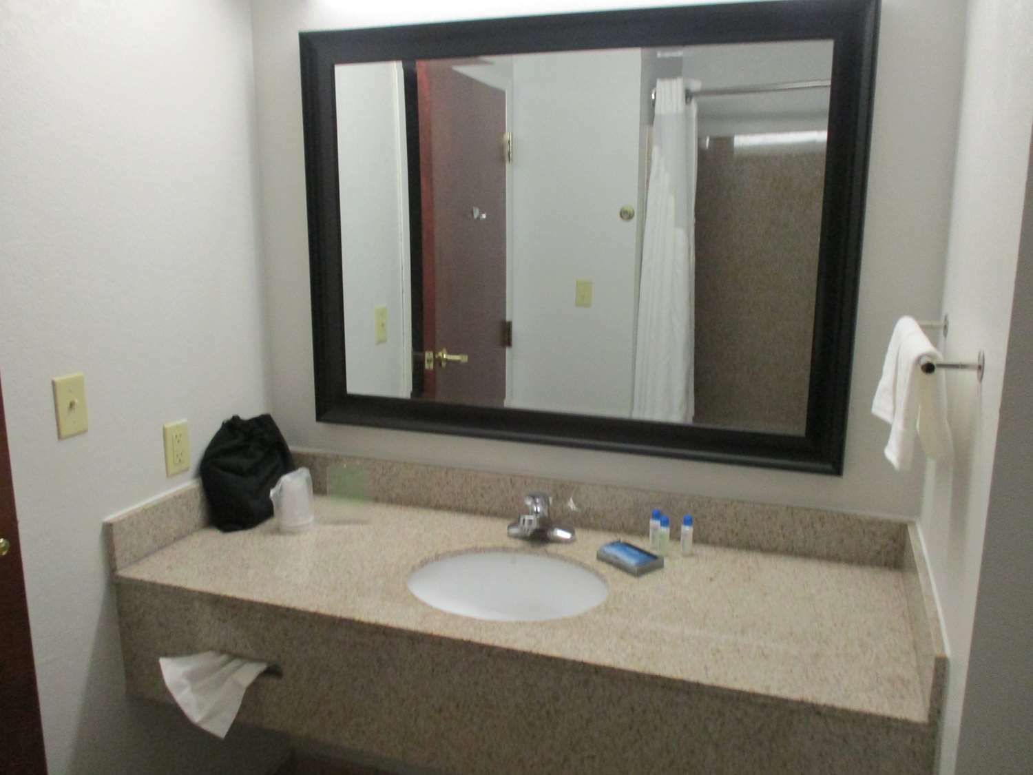 Best Western Plus Philadelphia-Choctaw Hotel And Suites Exterior photo